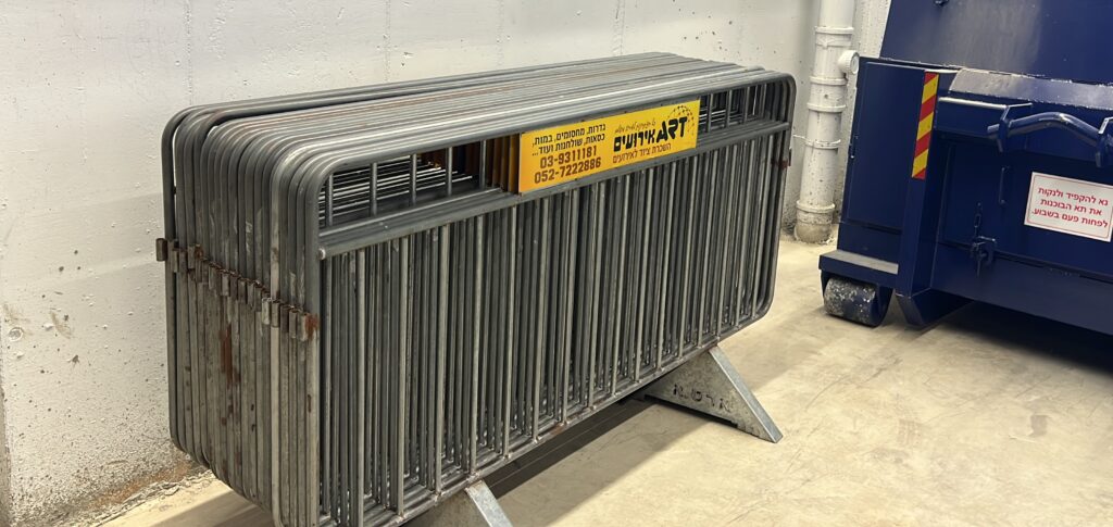 השכרת מחסומים בתל אביב - מחסומי לחץ וגדרות לאבטחת אירועים במלאי מיידי