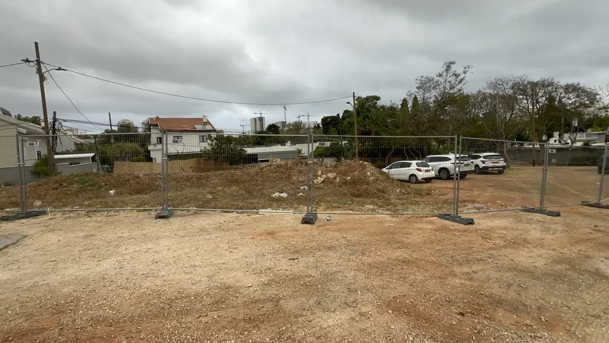 גידור חלקת קרקע בגדרות רשת להשכרה — תיחום היקפי לפרויקט בנייה | ARTM